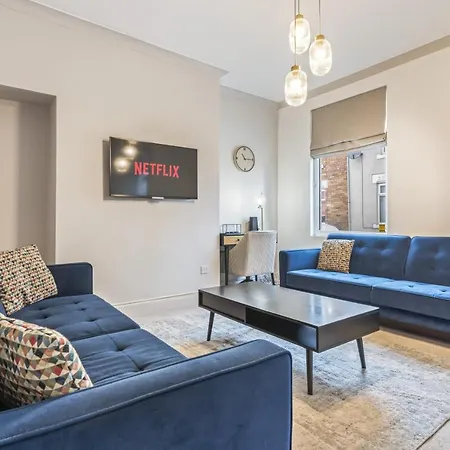 Navy House - Location - Free Parking, Fastwifi, Smarttv With Netflix By Yoko